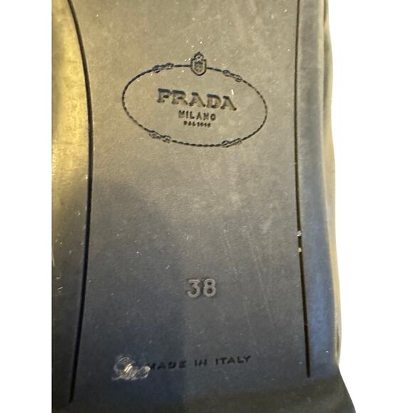 Prada Navy Blue Patent leather loafer Size 38 $450 WITH BOX - Picture 6 of 9